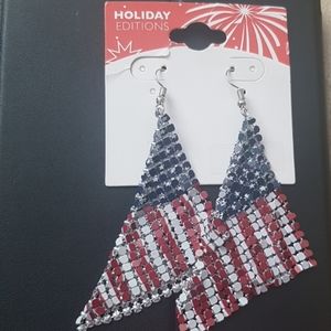 USA FLAG EARRINGS HOLYDAY EDITIONS 4 OF JULY